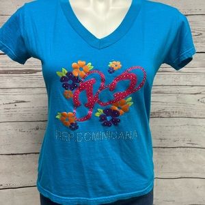 V neck tee Dominican Republic